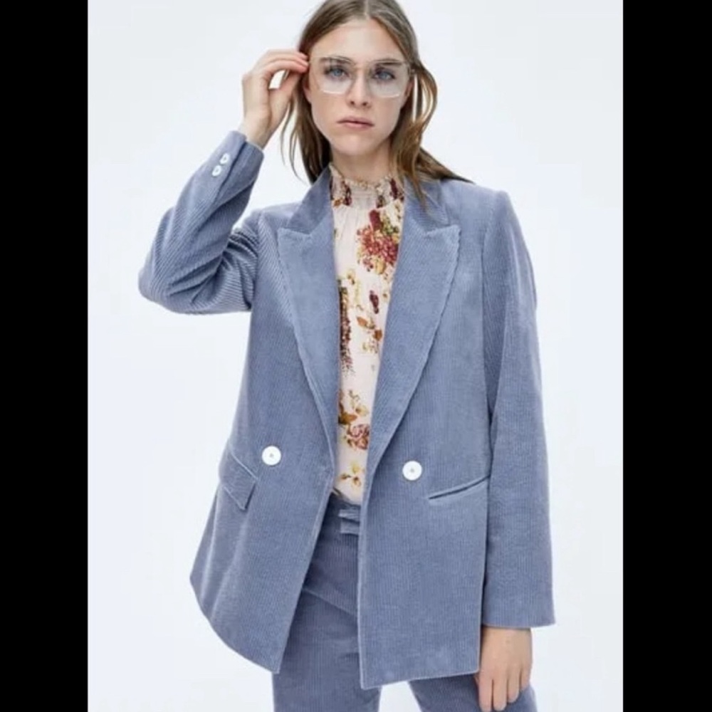 Zara Corduroy Blue suit (Size S)! In a perfect condition!